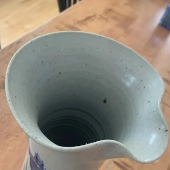 Handmade iris vase - Picture 3 of 6